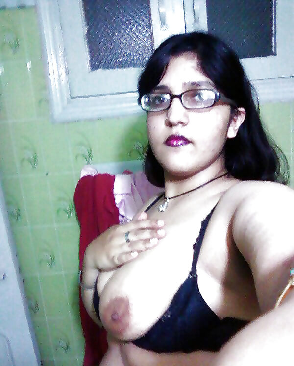 Desi wife nude pics